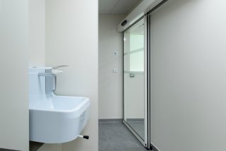 Entrée du bloc pour la greffe de cheveux