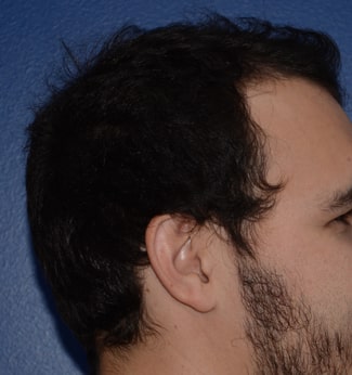 Homme profil droit